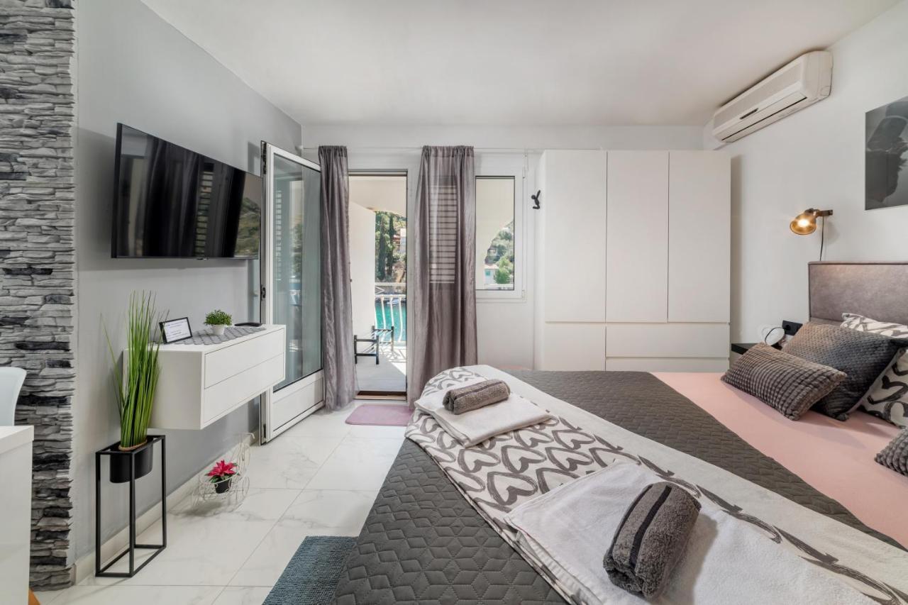 Amare Apartments Bobovisca Esterno foto